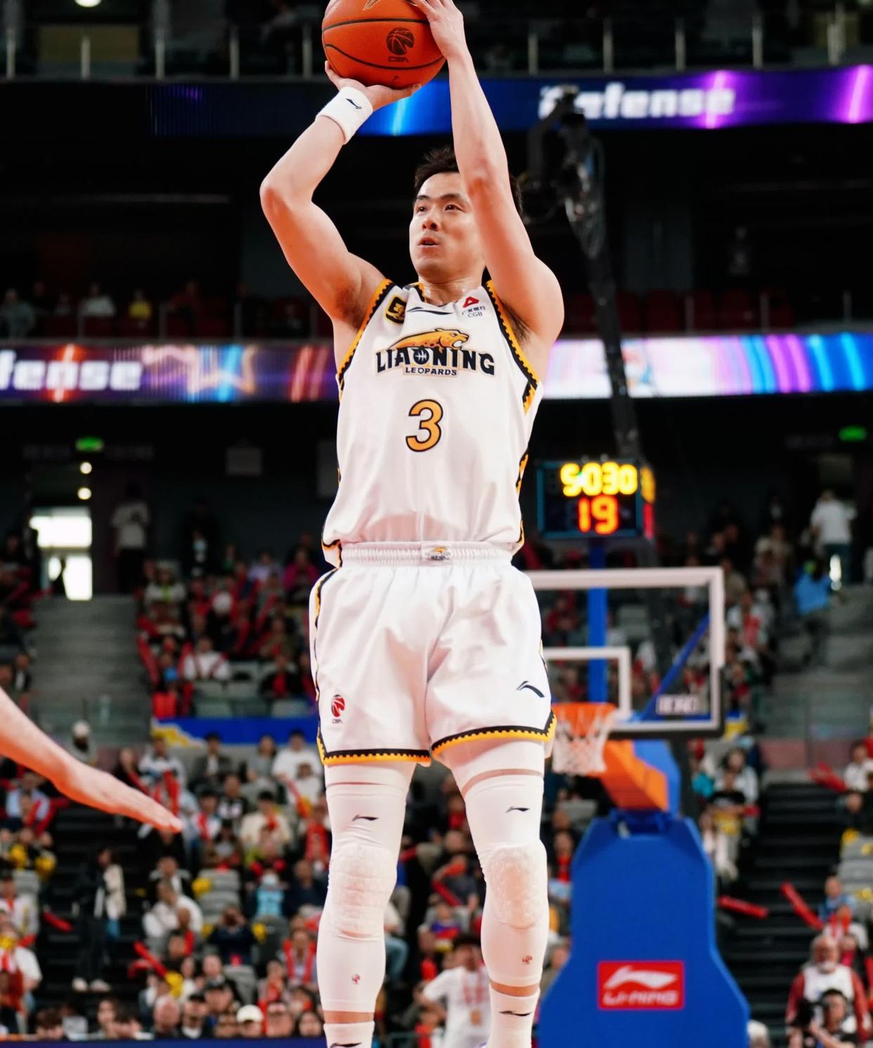 关于CBA季后赛今晨走向成谜，AC米兰迎来里程碑，信心回归，训练强度明显提升的信息