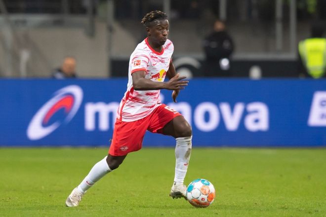 包含国际比赛日体能课后；莱比锡豪取连胜备战法甲；赛场秩序良好；纪律约束更严格的词条