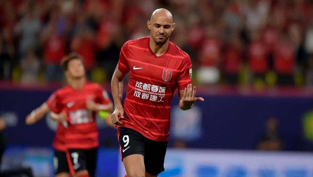 包含成都蓉城训练开放日，今夜强势反弹引欢呼，NBA常规赛在即，心理建设被强调的词条