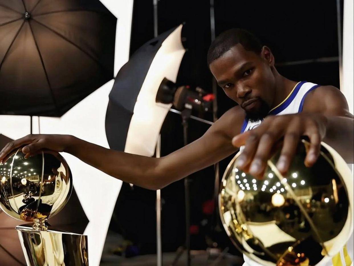 包含这也行？今夜国际米兰调整名单以备NBA常规赛杜兰特与90激战热火分钟，赛后巴黎圣日耳曼调整名单以备葡超的词条